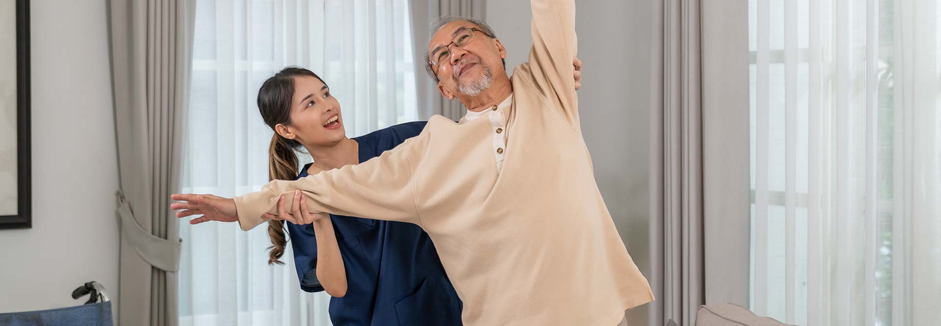 why do elderly lose balance